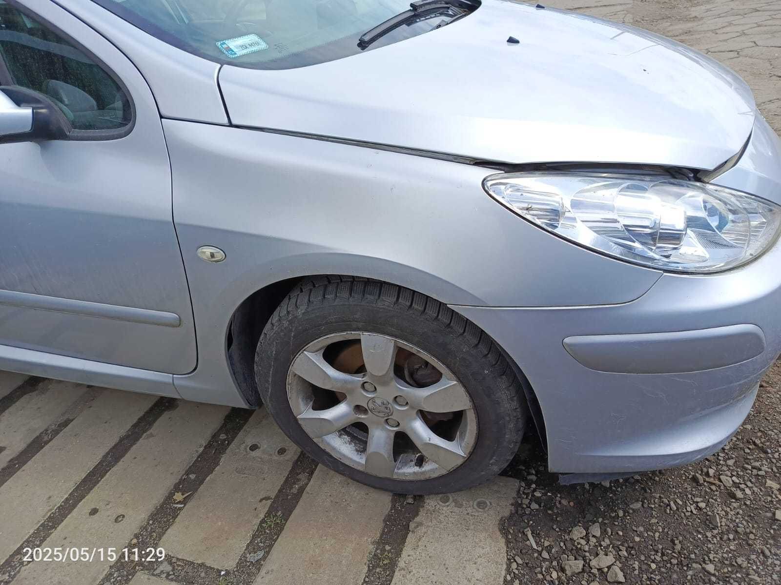 Peugeot 307 SW na części EZRC drzwi klapa maska zderzak