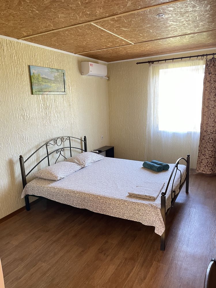 Готель у моря з басейном/курорт Санжійка,номера подобово/Edem Hotel