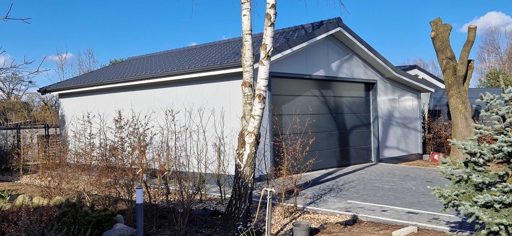 Garaż Hala Pawilon z blachy lub płyty warstwowej