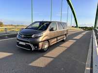 Wynajem Busa 9 osobowy Toyota ProAce long 2023