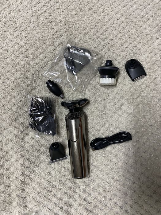 Акумуляторна електробритва для чоловіків бритва для гоління 5 в 1