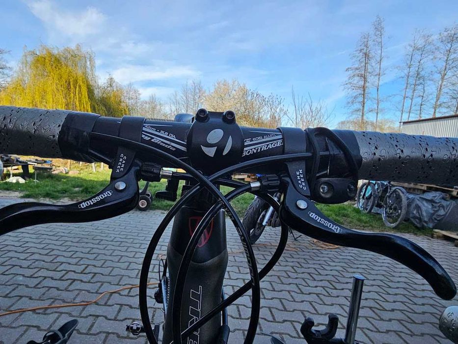 Trek Domane 4.3 Carbon (54) - IsoSpeedShimano 105, Koła Easton EA90 RT