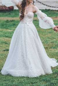 Suknia ślubna gorsetowa
