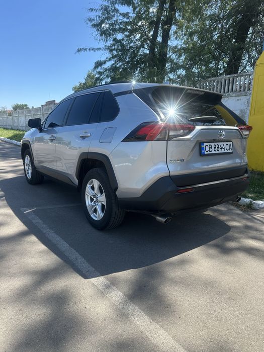 Тойота RAV 4 бензин 2.5
