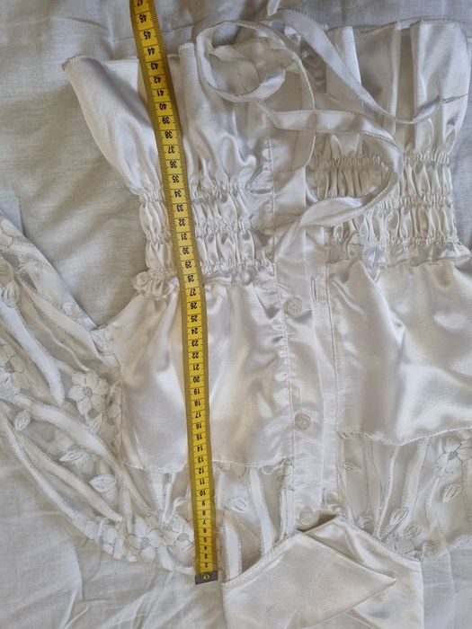 Нарядна блуза...