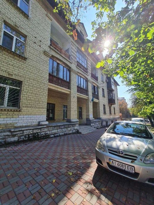 Продаж кімнати в гуртожитку вулиця Михайла Бойчука м.Звіринецька
