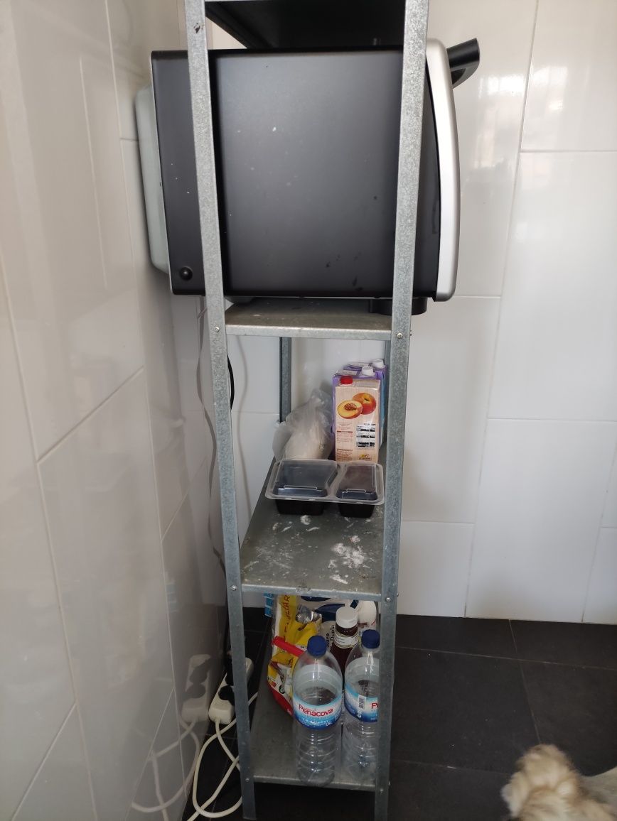 Vendo estante de aço inoxidável