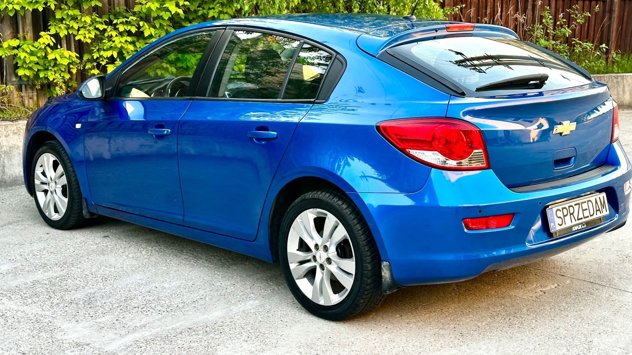 Chevrolet Cruze 1.6 benzyna, grzane fotele itd.