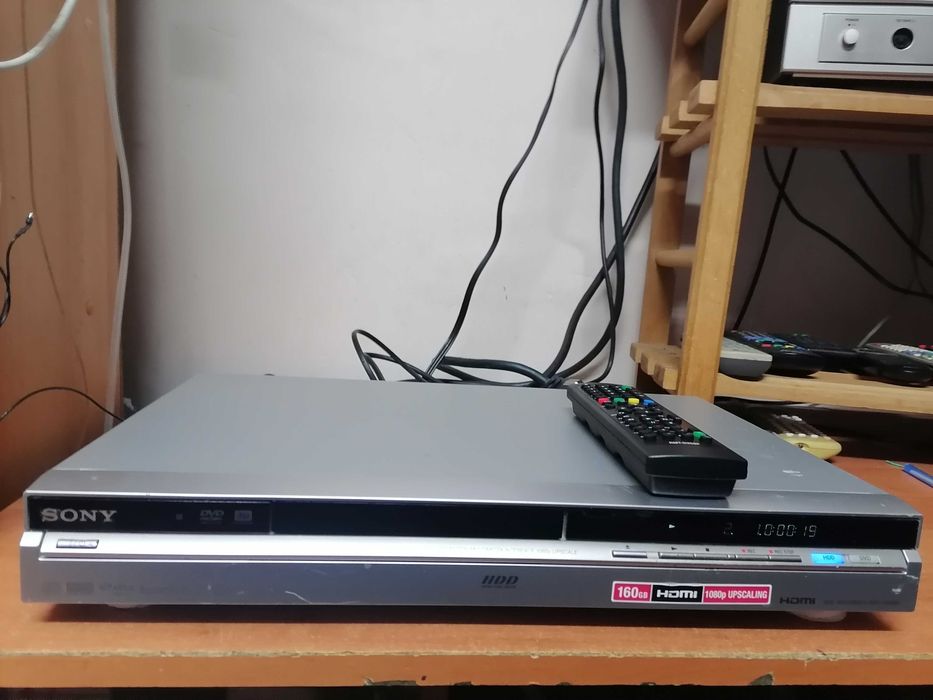 Nagrywarka Sony RDR-HX650 HDMI pilot DVD-RW/HDD 160BG
