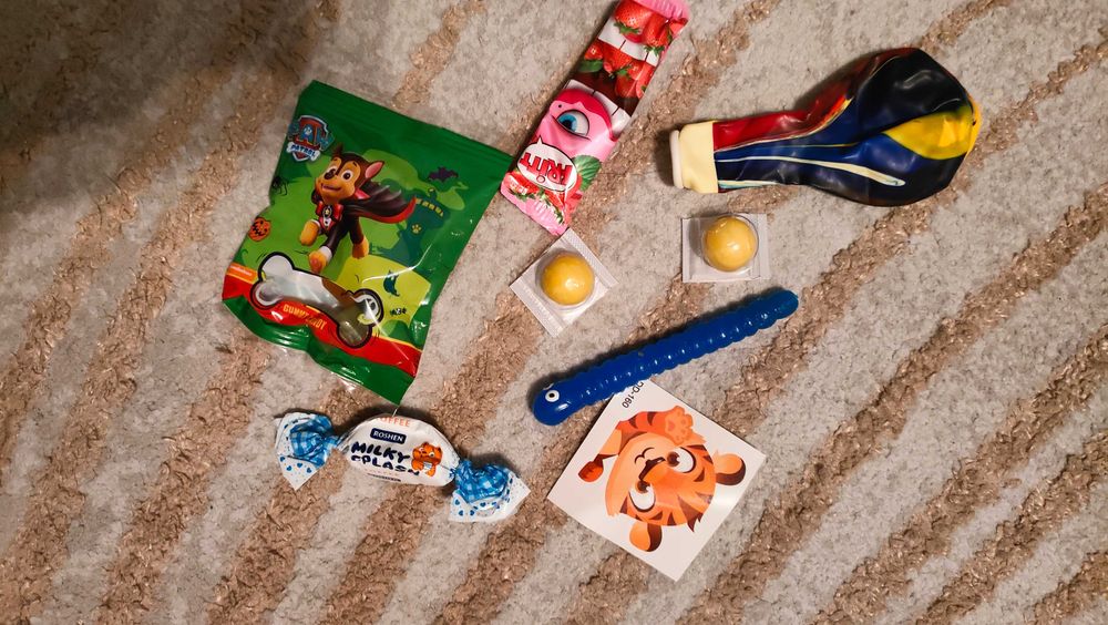 Pudełka z zawartością