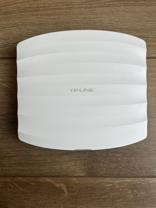 TP-Link AC1200 (TL-AP1200C PoE/DC)