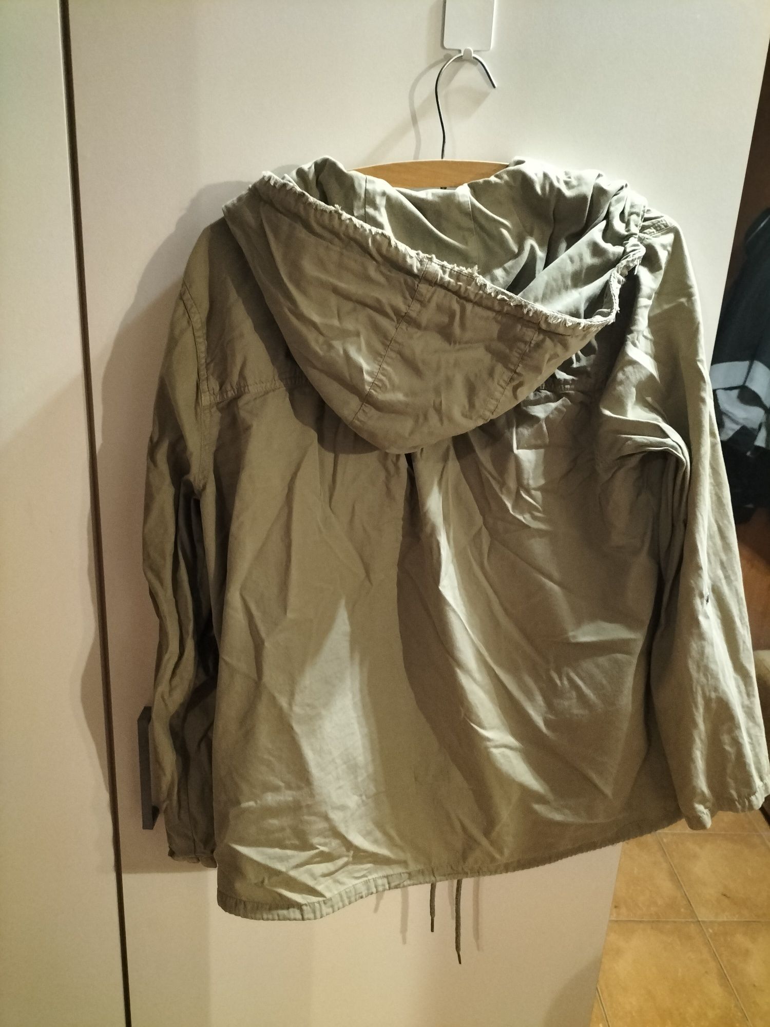 Kurtka lekka khaki XL