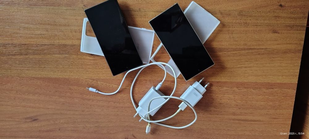 Продам  два  телефона. s25ultra по одній ціні