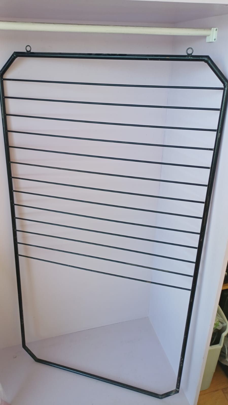 Expositor de folhas de papel