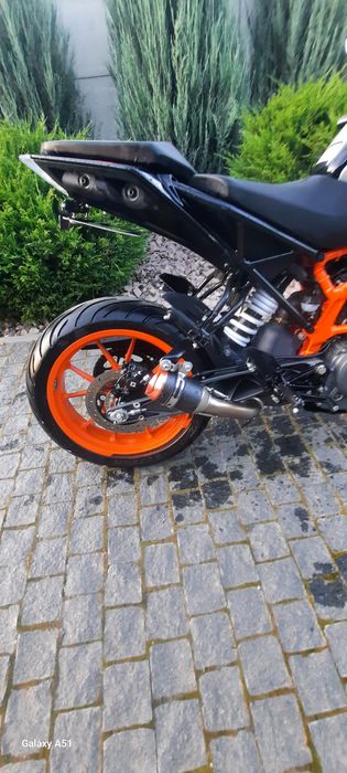 Мотоцикл КТМ Duke 390