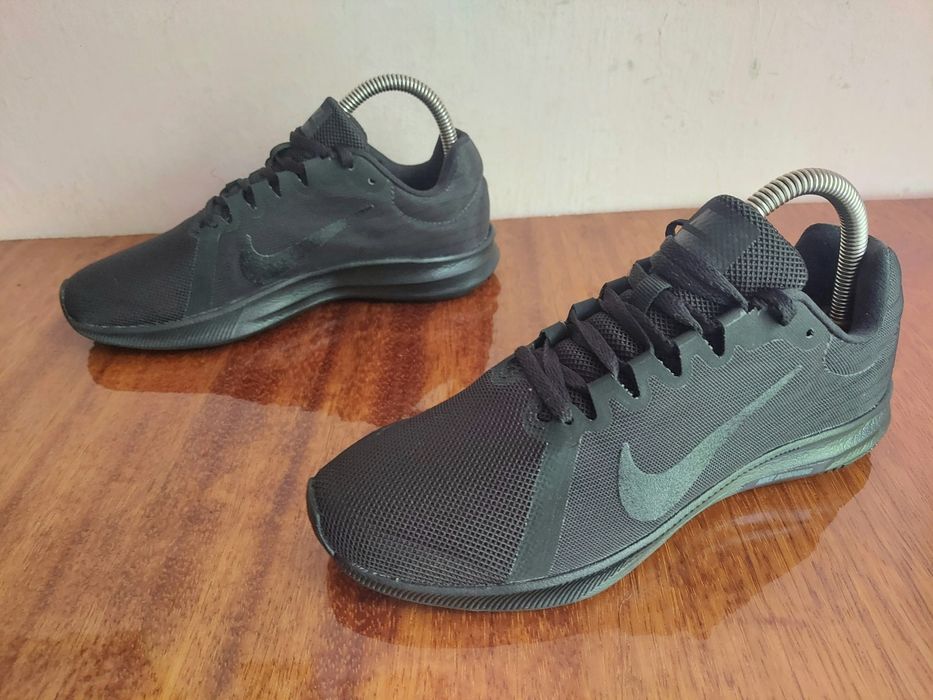 Кроссовки для бігу NIKE WMNS DOWNSHIFTER 8 оригінал 

Розмір по бірці: