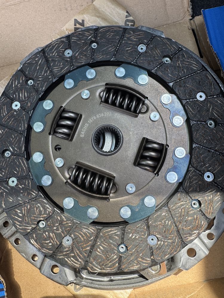 Nowe sprzeglo sachs