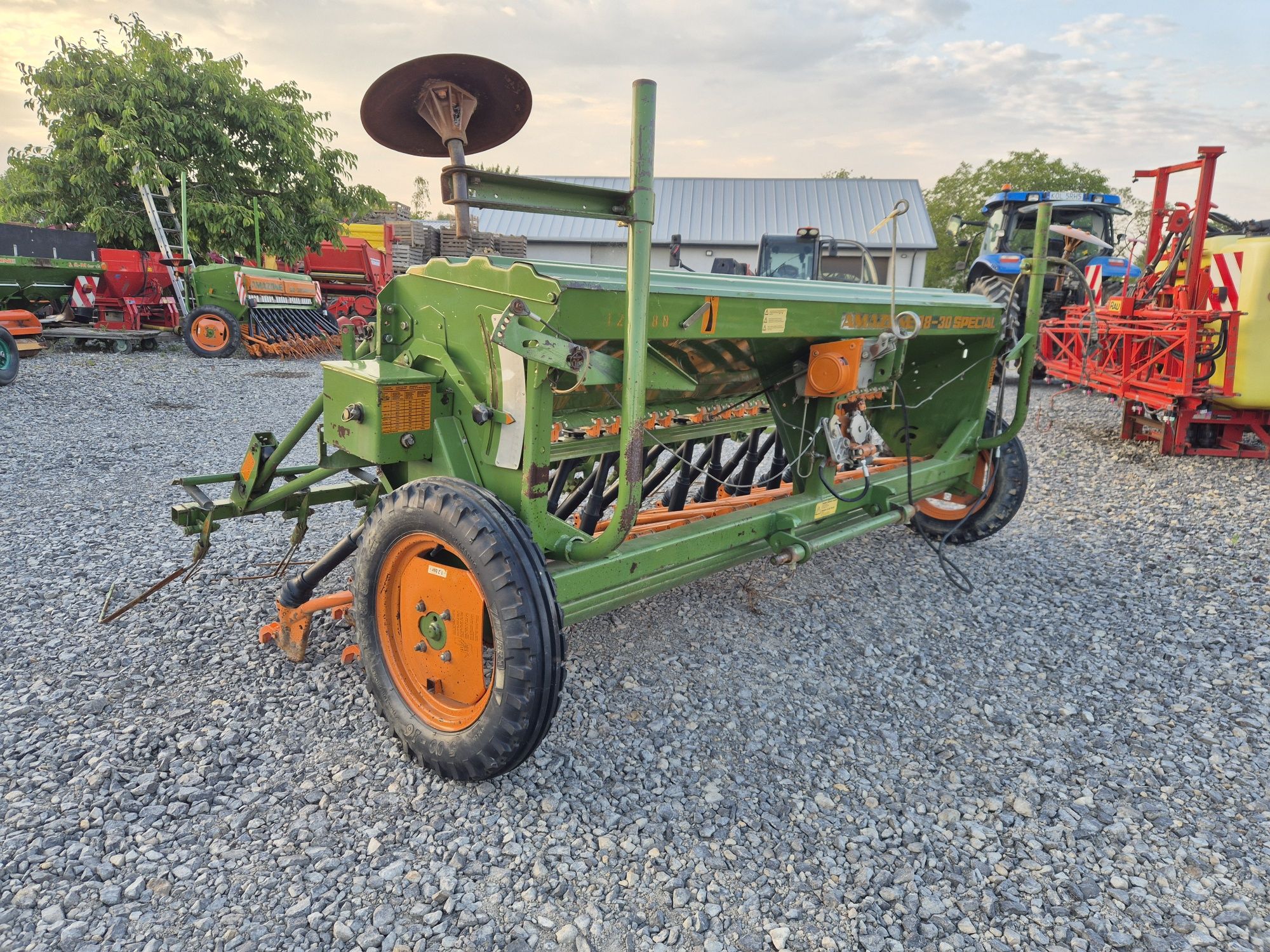 Amazone D8 3m Special sciezki znaczniki podest d7 d9