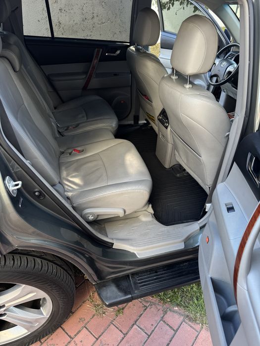 Toyota highlander