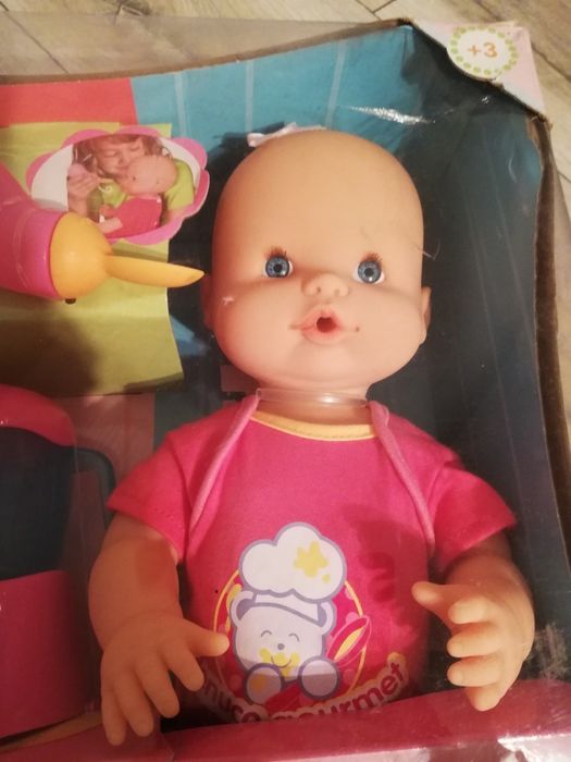 Nowa lalka dla dzieci NENUCO + akcesoria