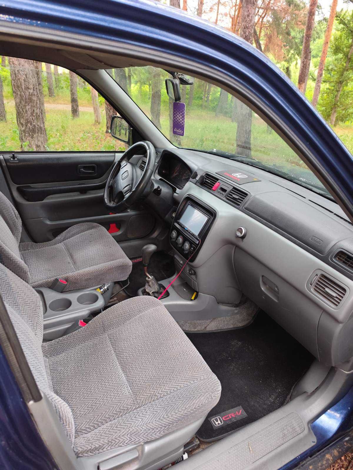 Авто HONDA CR-V 1997