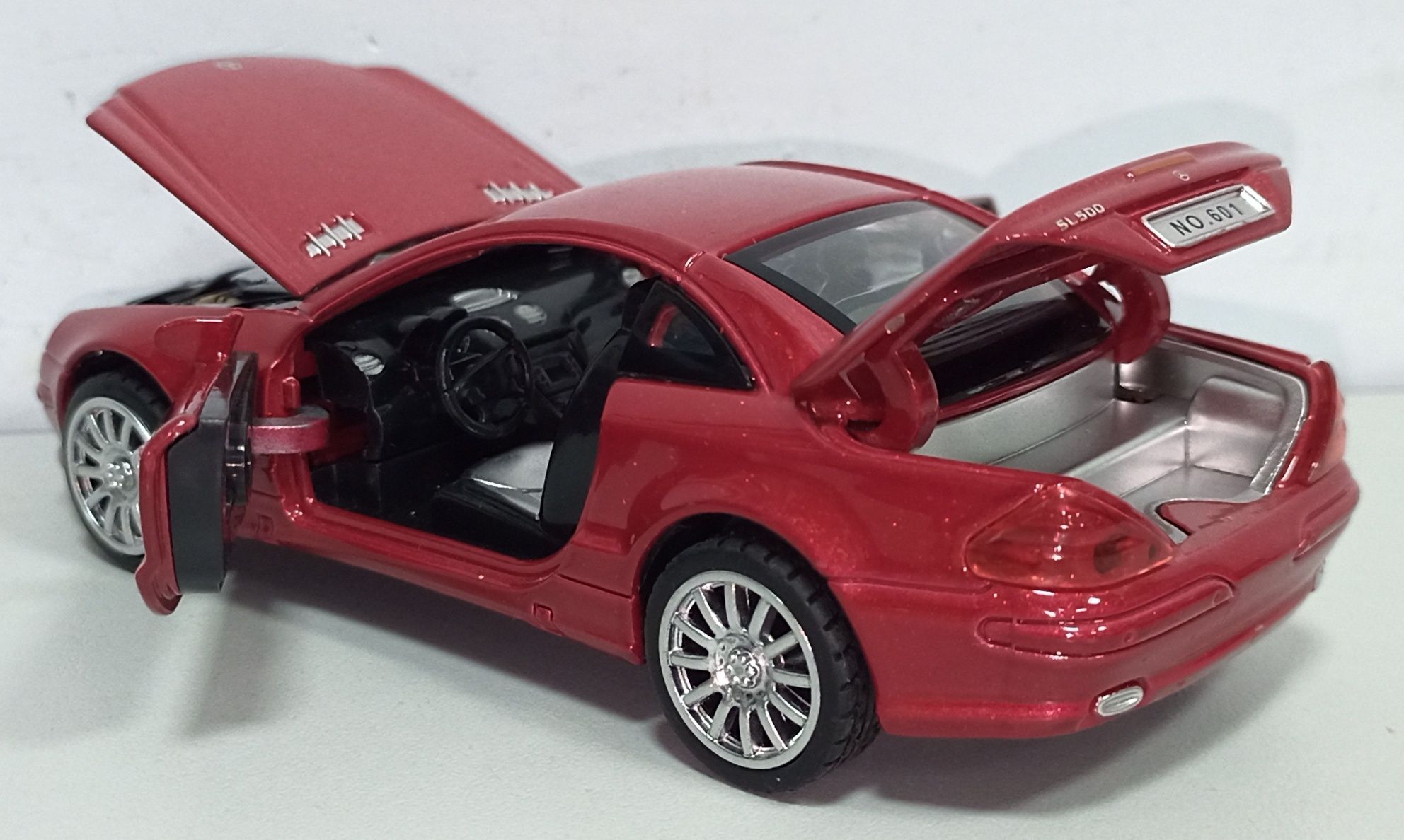 Машинка Mercedes Benz SL500 модель 1:32 "Автосвіт". Металл, звук, свет