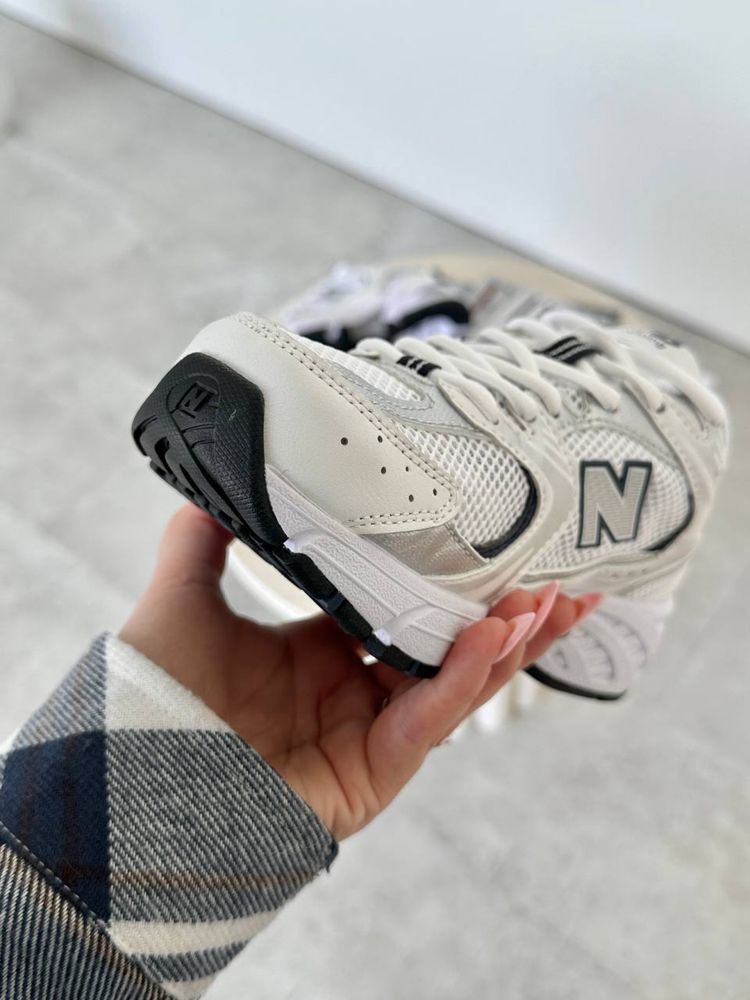 Жіночі кросівки New Balance 530 White/Silver