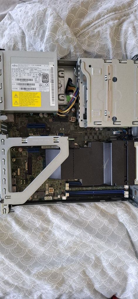 Fujitsu esprimo d7010n