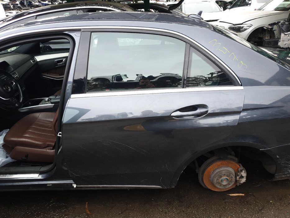 Porta trás esquerda MERCEDES-BENZ Classe E (W212)