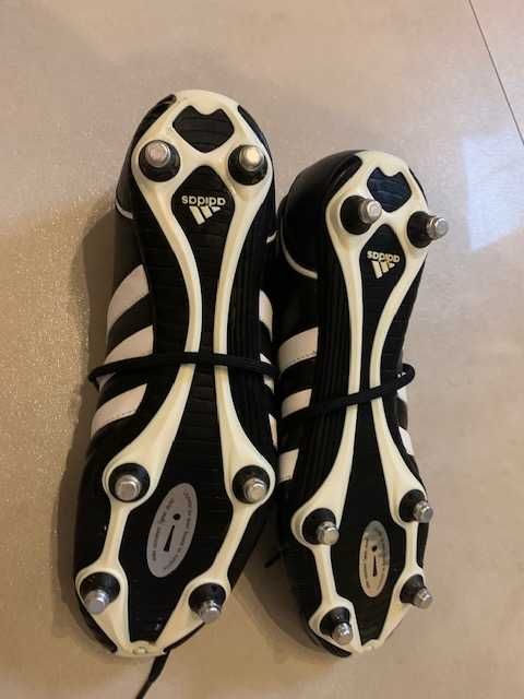 buty piłkarskie korki adidas