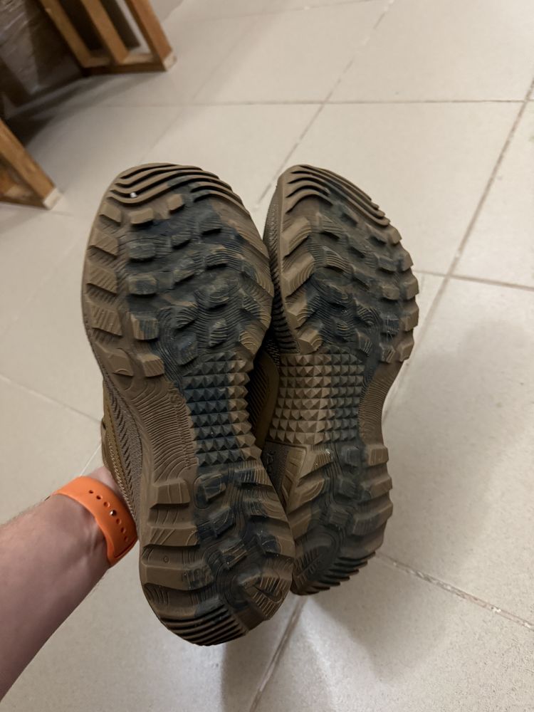 Коосівки Nike SFS мілітарі розімн 40,5