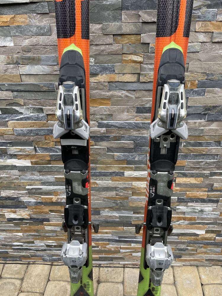 narty atomic sx11