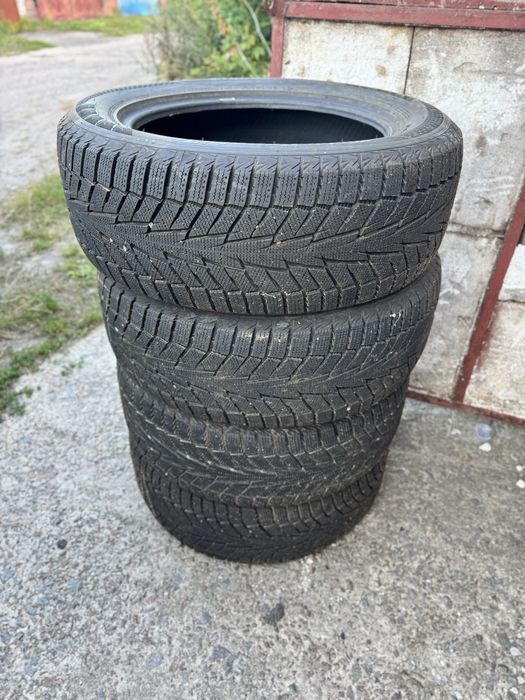 Hankook Winter I*Cept iZ2 W616 235/55 R17 103T 2021год XL