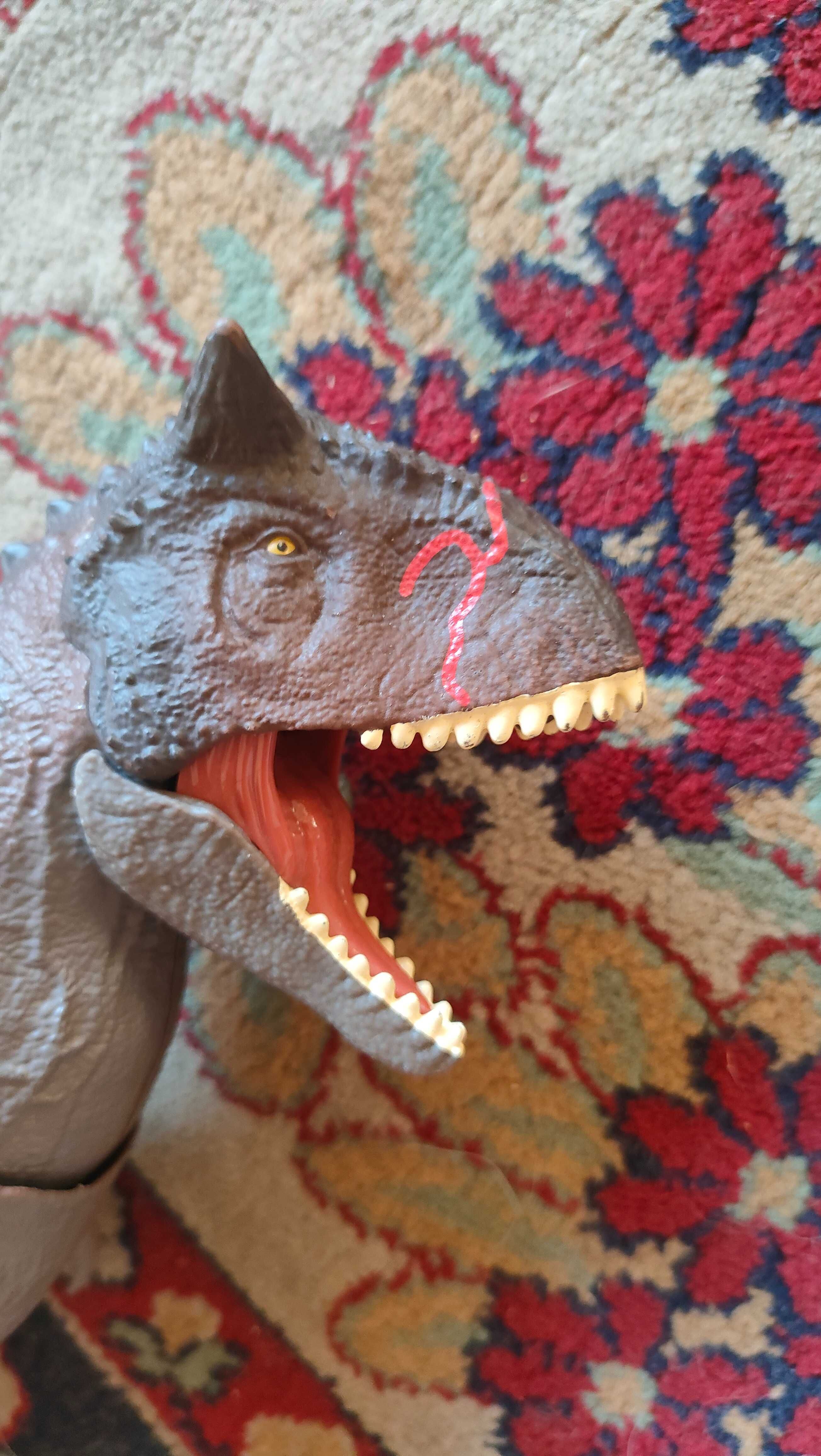 Jurassic World Mattel Carnotaurus