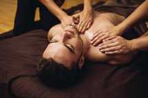 Масаж у Львові для жінок, чоловіків та пар / Massage Lviv