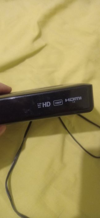 Hyundai HMB L110 — компактний Full HD медіаплеєр