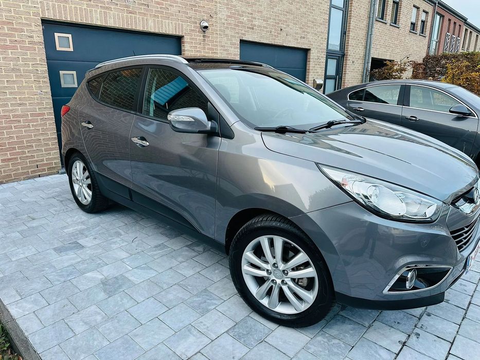 Hyundai ix35 # 2.0 Crdi # 4x4 # Skóry Grzane # Navi # Panoramadach # Pdc # Hak #