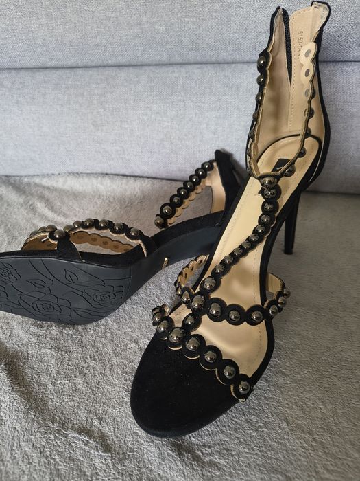 Szpilki sandały czarne