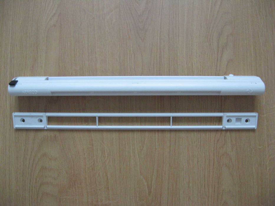 Nawiewnik automatyczny okienny higrosterowany Aereco