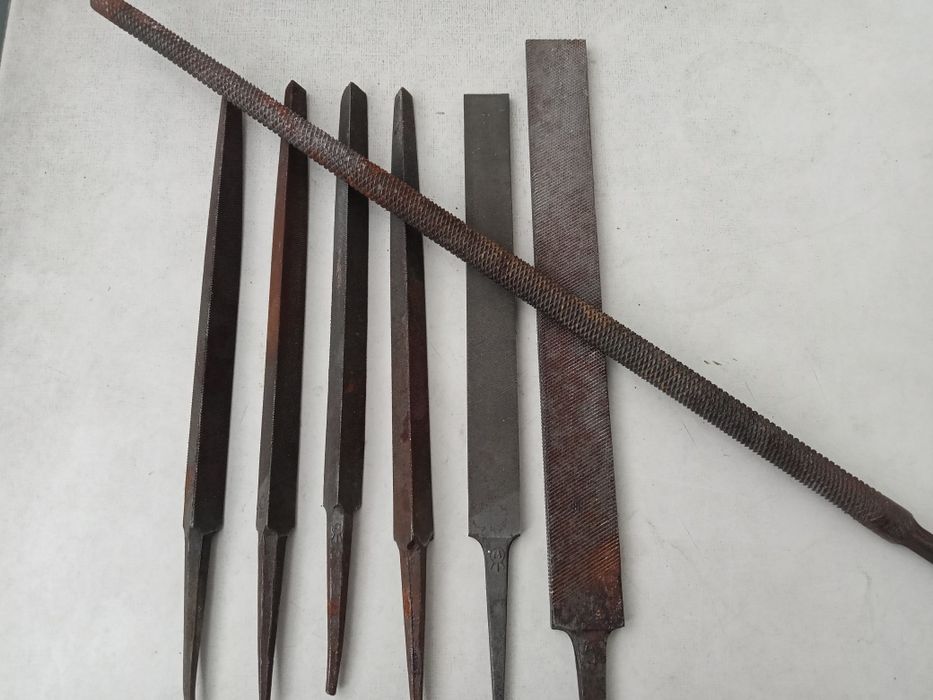 Инструмент - Сверла; Напильники; Ключи; Плоскогубцы; Стамески