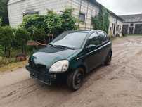 Toyota Yaris Yaris I po zderzeniu z sarną