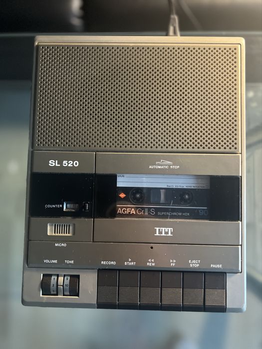 Касетний магнітофон ITT