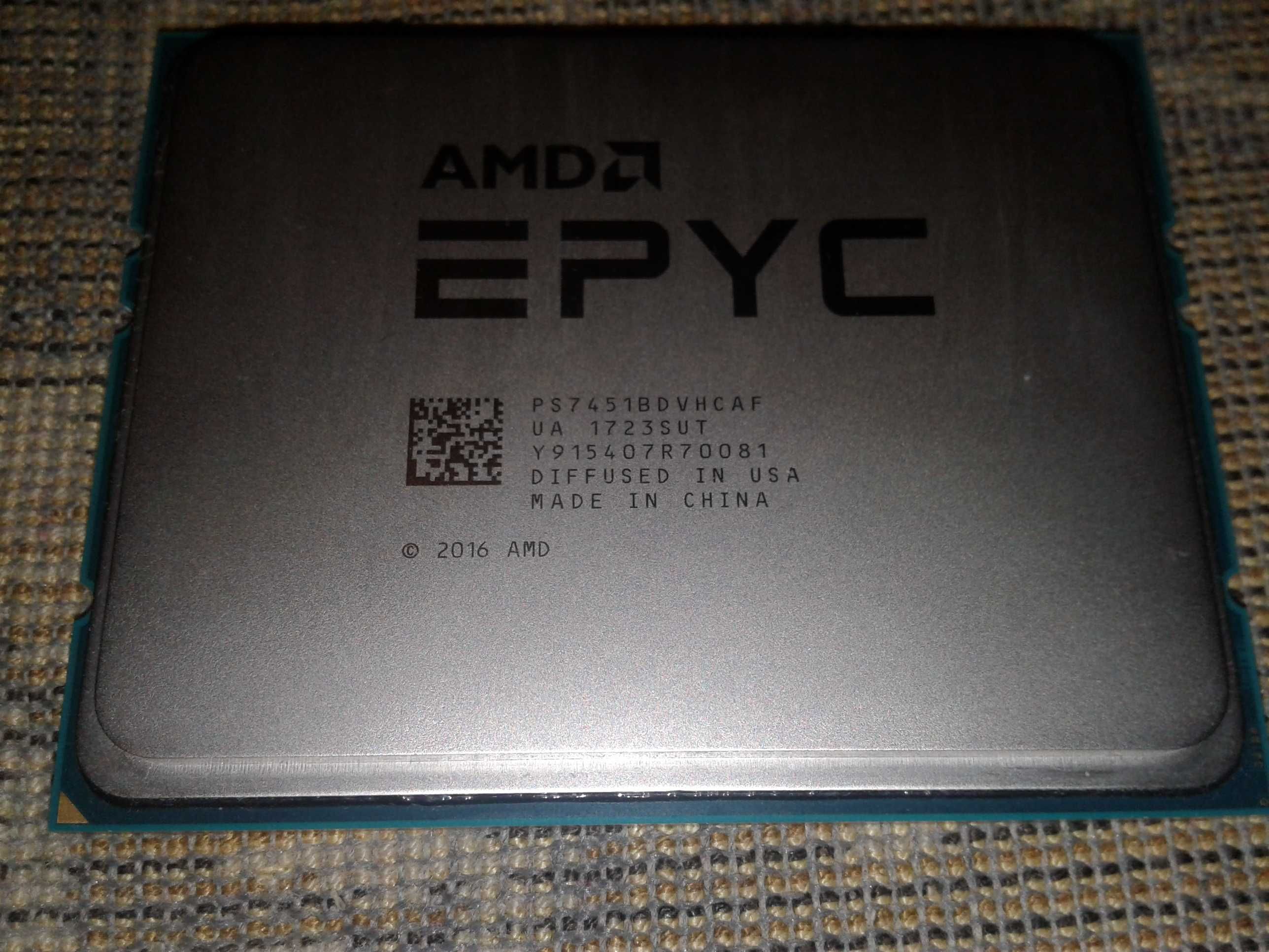 Процессор "AMD Epyc 7451" под сокет lga 4094 (Socket SP3)