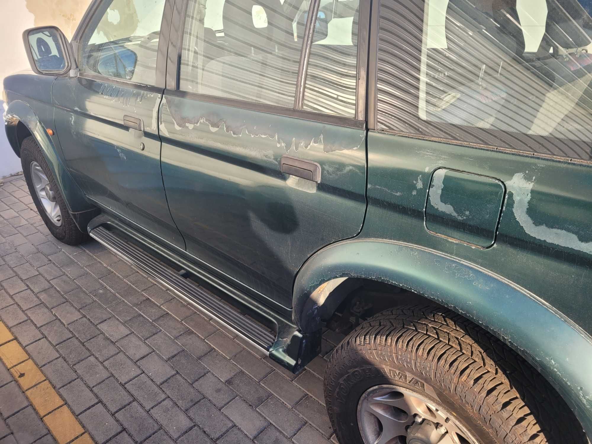 Mitsubishi Pajero Sport 2.5