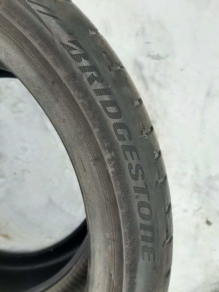 225/40R19 Bridgestone 2szt