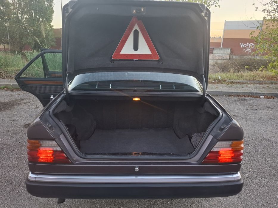 Mercedes w124 2.5D sportline