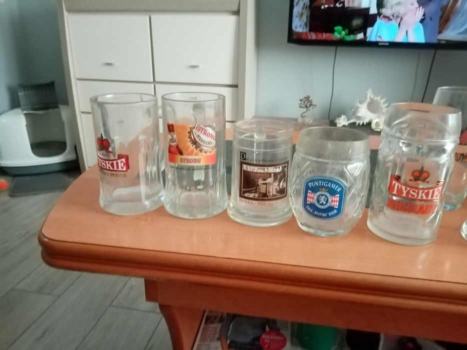Kufle szklanki na piwo