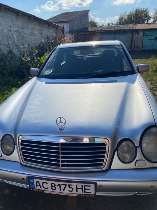 Мерседес е 300 d, мотор 3.0 дизель,коробка автомат