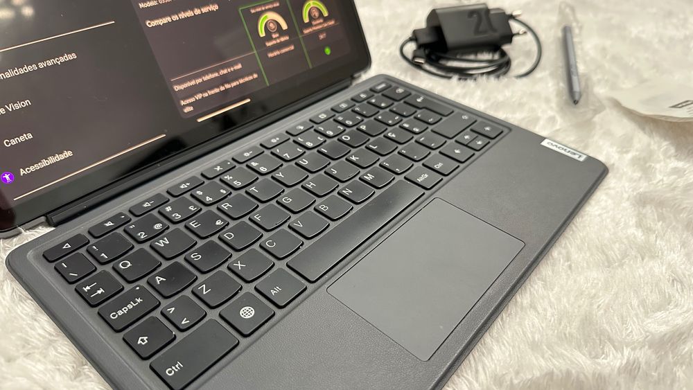 Tablet Lenovo P11 Gen 2 com capa de teclado + caneta + carregador