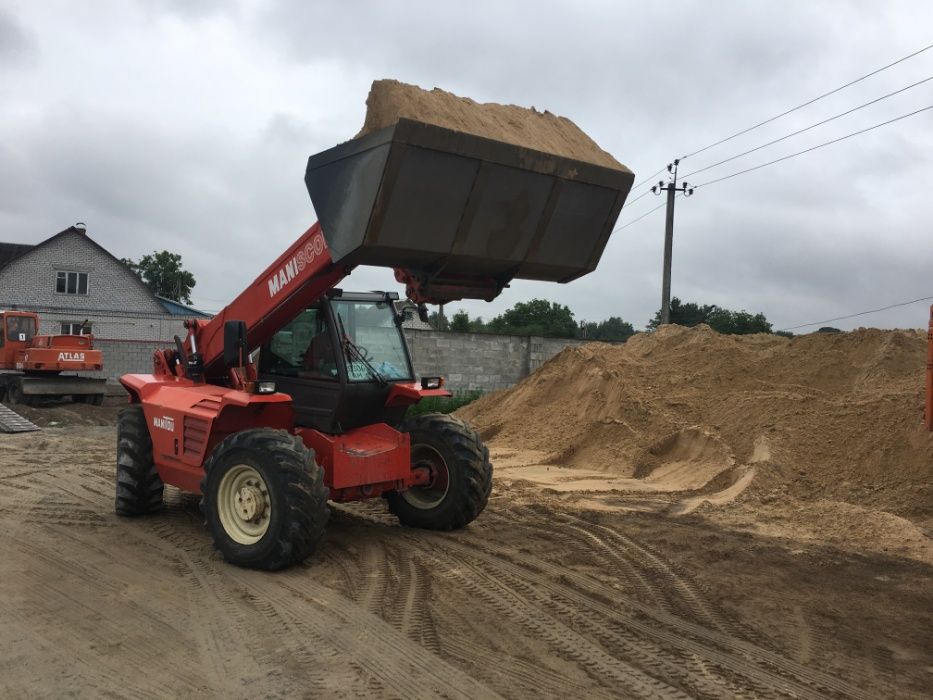 Послуги телескопічного погрузчика Manitou